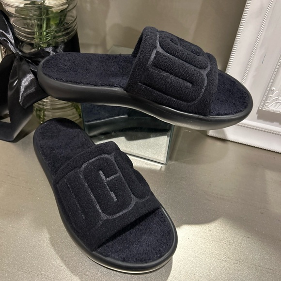 UGG Black Fuzzy Slide Sandals - Picture 8 of 8